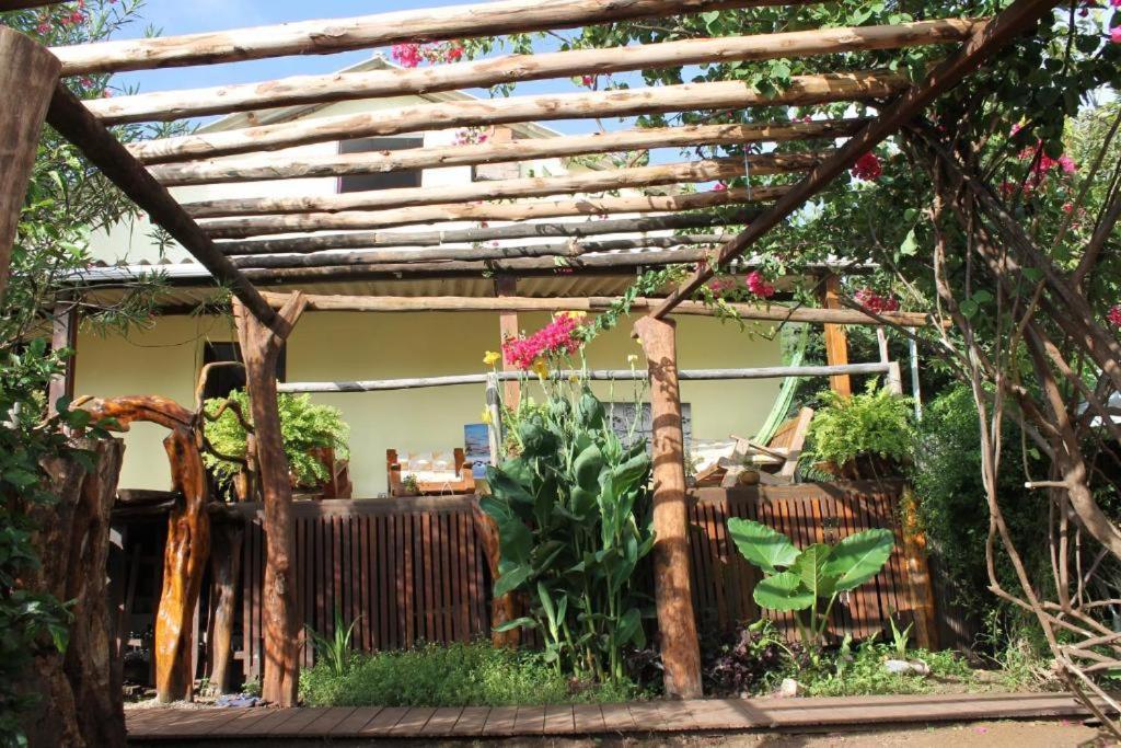 Hospedaria Casa dos Gêmeos- Fernando de Noronha-PE Exterior foto